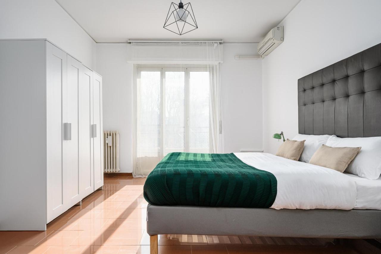Classbnb - Appartamento A 200 Metri Dalla Metro Pagano Milan Bagian luar foto